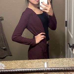 Maroon cardigan with pockets